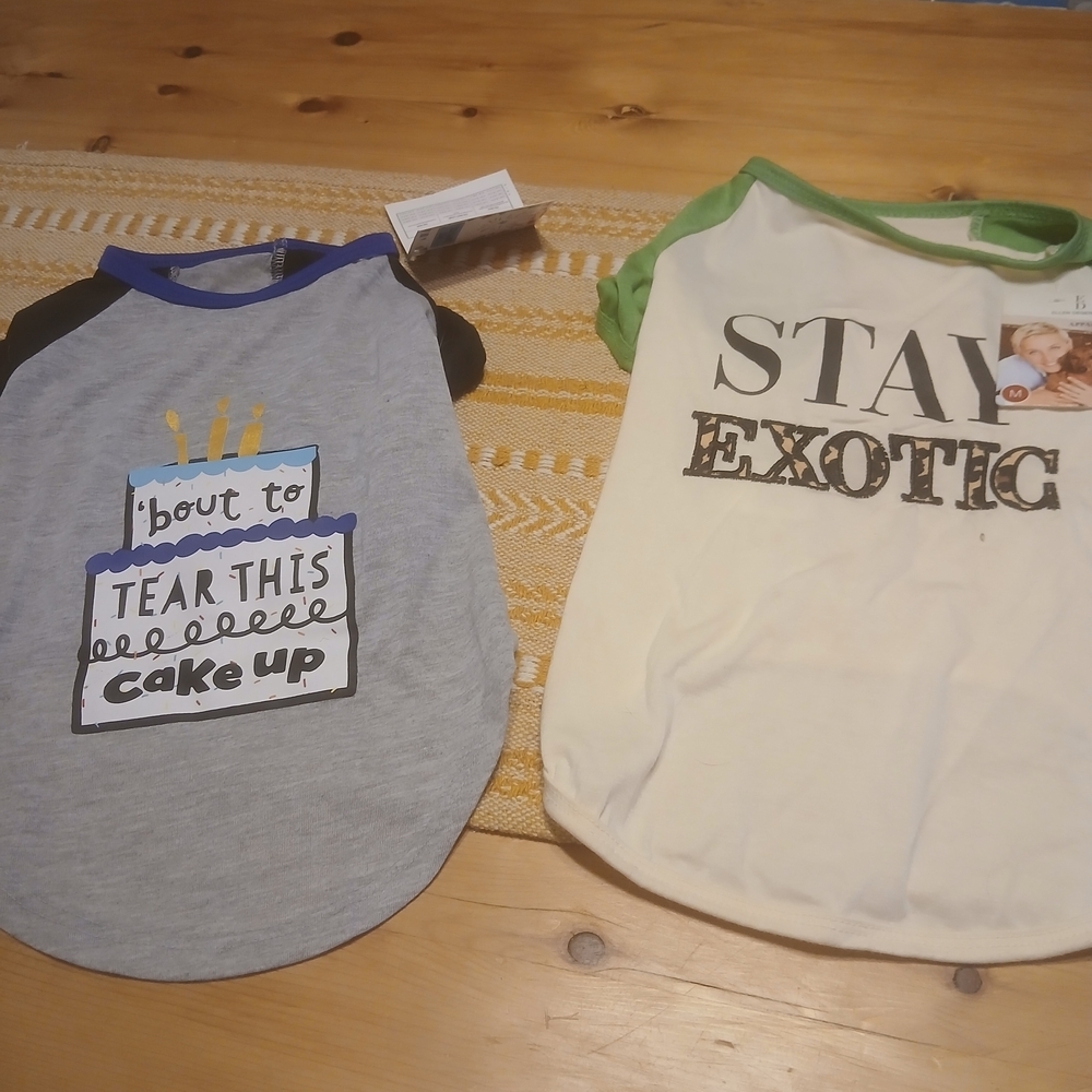 Ellen Degeneres Gray and White Dog Clothing
